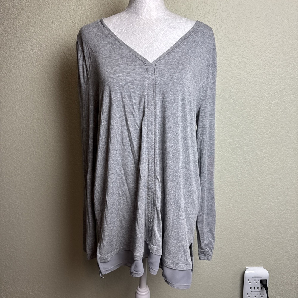 WHBM L Gray Long‎ Sleeve Shirt Rhinestone Seam Blouse Cozy Dressy Tee Pullover